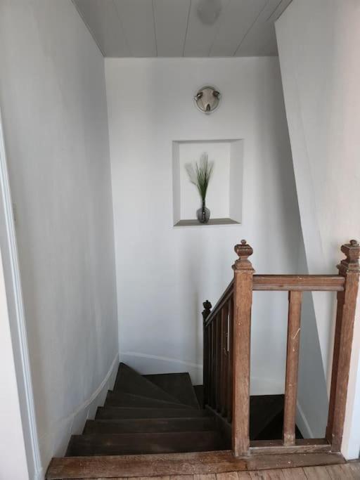Maison De A 40 Km De Paris